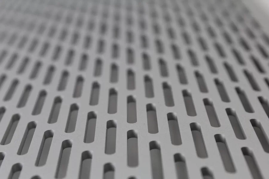 To Craft Aluminum into Objects of Beauty and Precision 